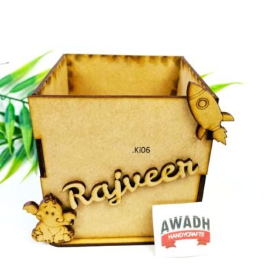 Pen holder for kids room decor 4x3x3.5inch .Ki06